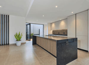 Boksburg-Kitchen-Quartz-Countertops-McGeer-Kitchens