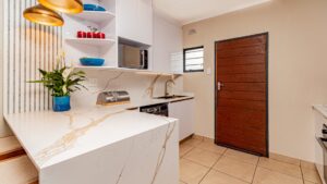 leopards-rest-estate-modern-kitchen-Boksburg-mcgeer-kitchens